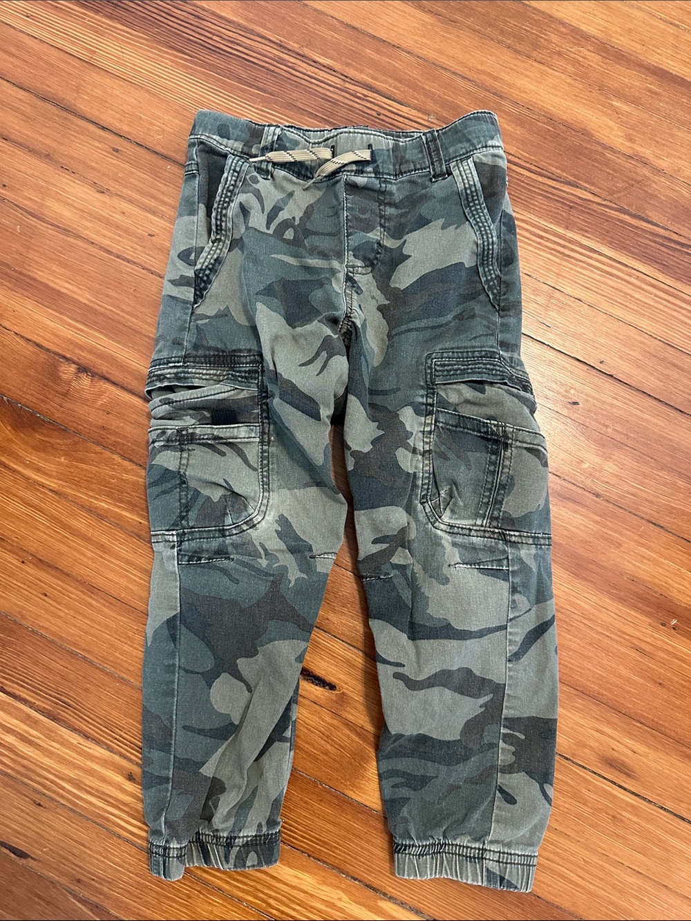 Wrangler Boys Camouflage Cargo Joggers - Olive & Black